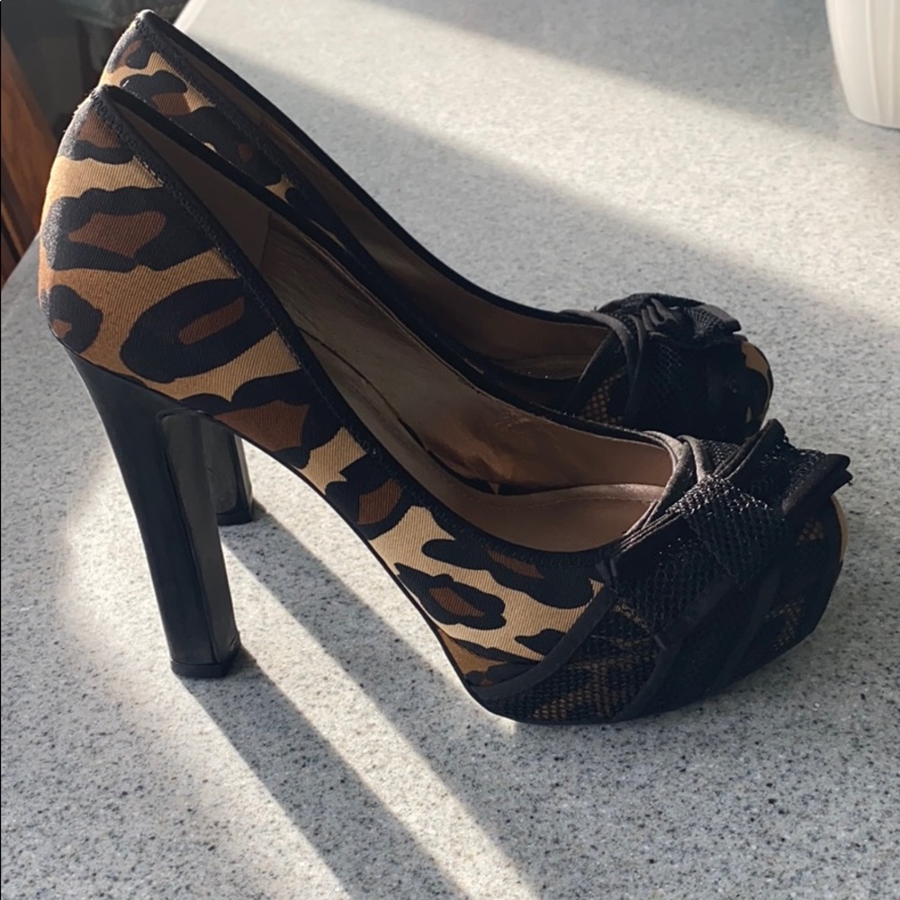 Bcbg leopard pumps - Picture 2 of 5